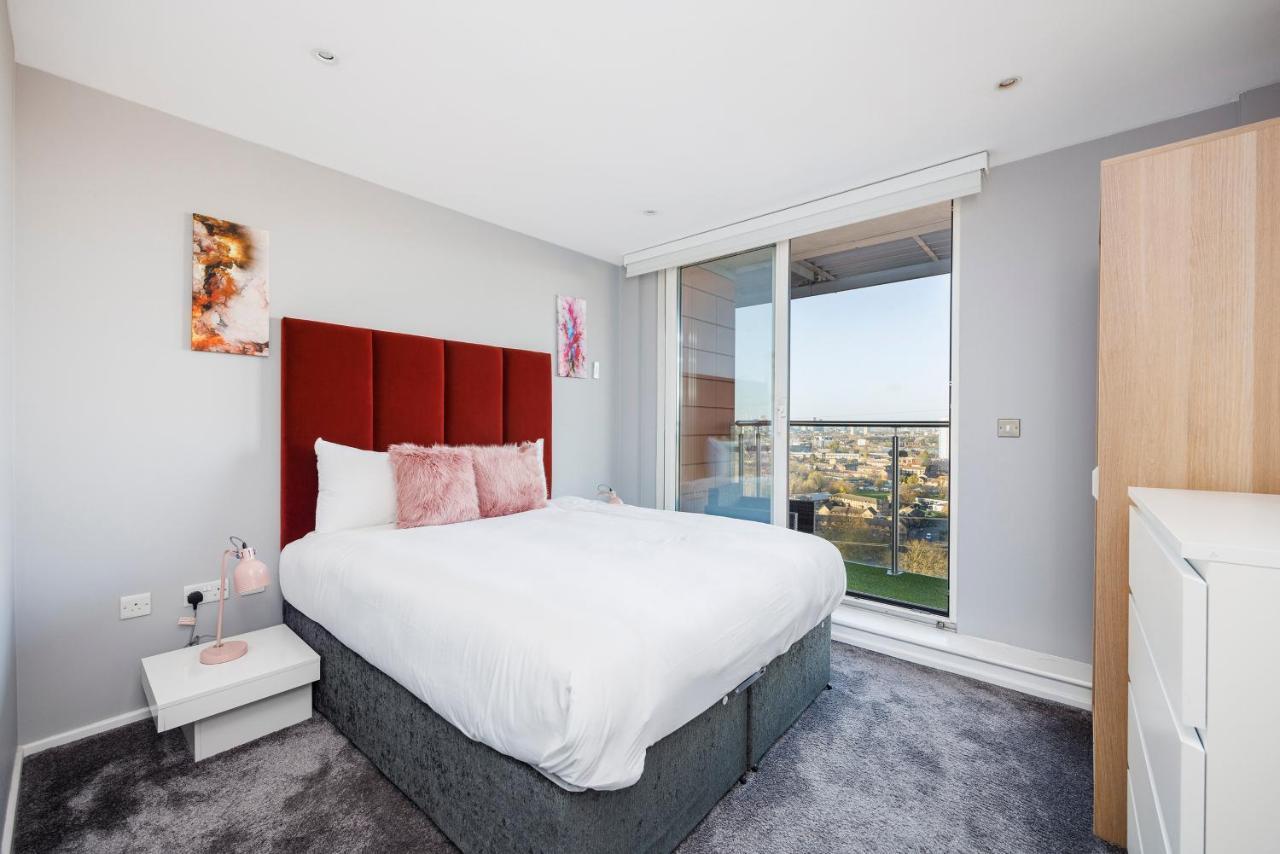 Austin David Excel Apartment London
