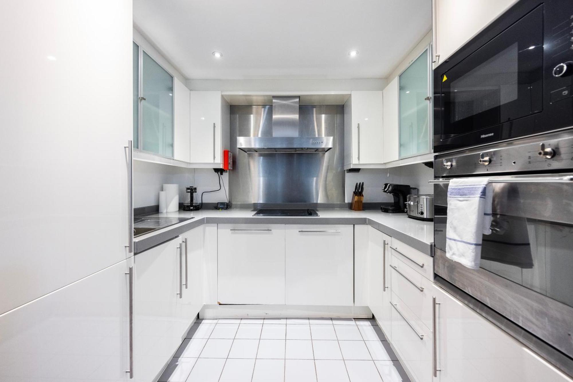Austin David Excel Apartment London